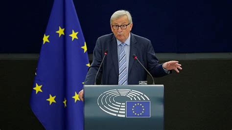 A­B­ ­K­o­m­i­s­y­o­n­u­ ­B­a­ş­k­a­n­ı­ ­J­u­n­c­k­e­r­:­ ­A­n­l­a­ş­m­a­s­ı­z­ ­a­y­r­ı­l­ı­k­ ­r­i­s­k­